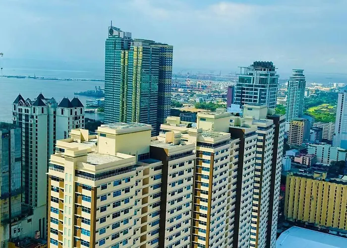 Birch Tower A3 Front Of Robinson Mla Freepool Appartement Manille